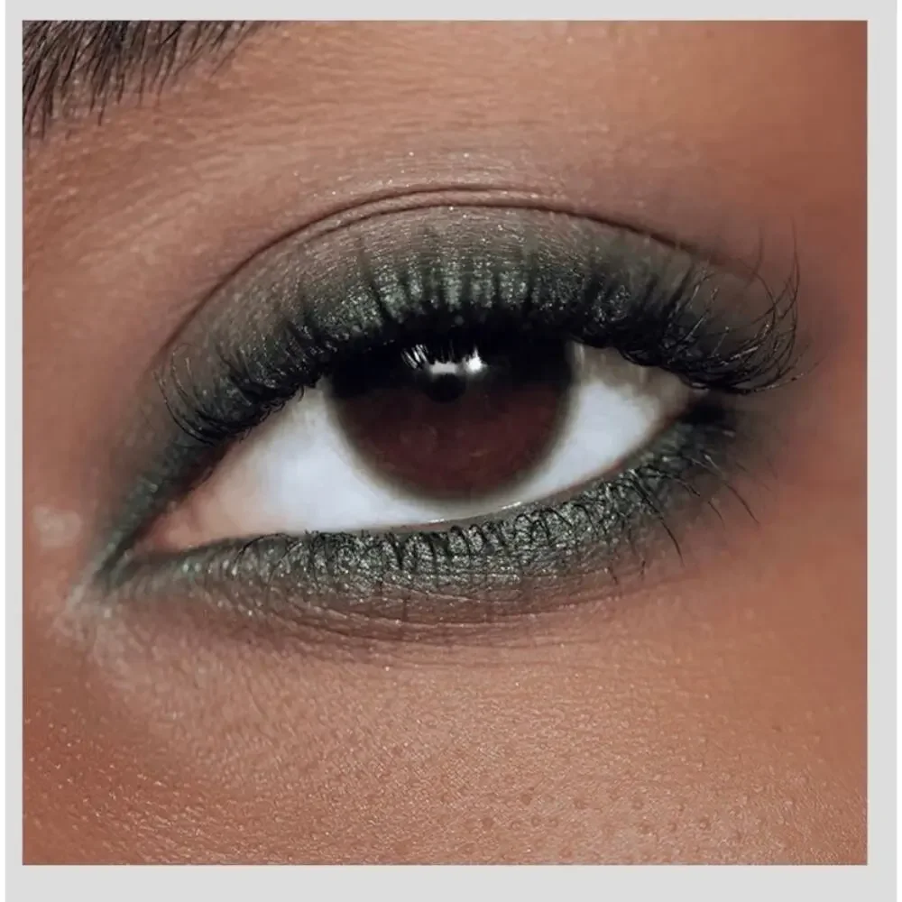 New in box Victoria Beckham satin kajal liner in olive with sharpener